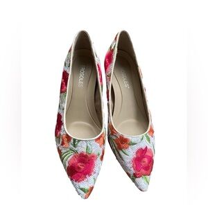 AEROSOLES Women's Floral Embroidered Flats - Red and Green